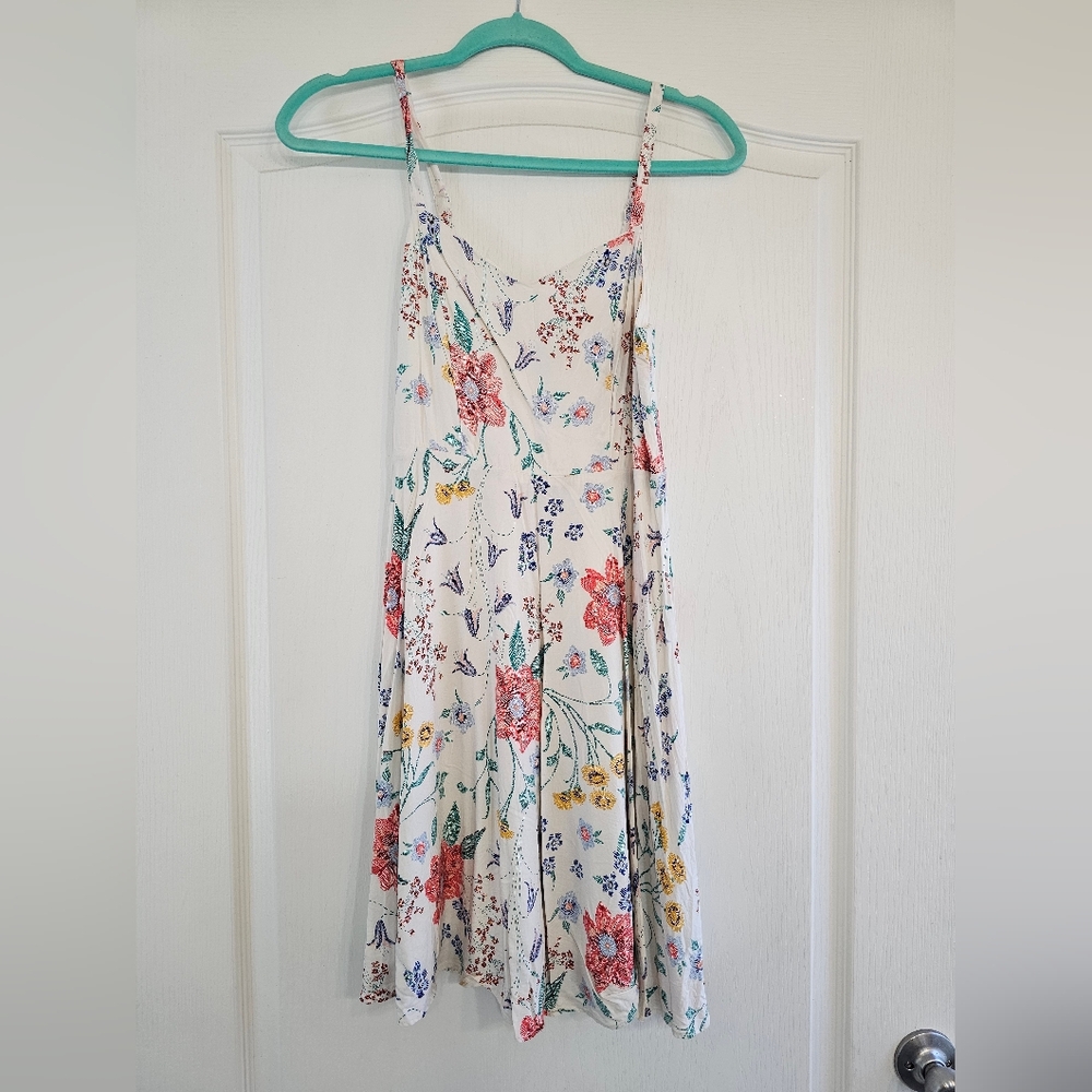 Small Old Navy floral dress